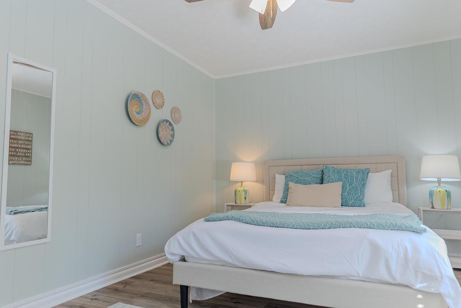 Coastal Cottage 1/2 Mile From Covington Square Bagian luar foto