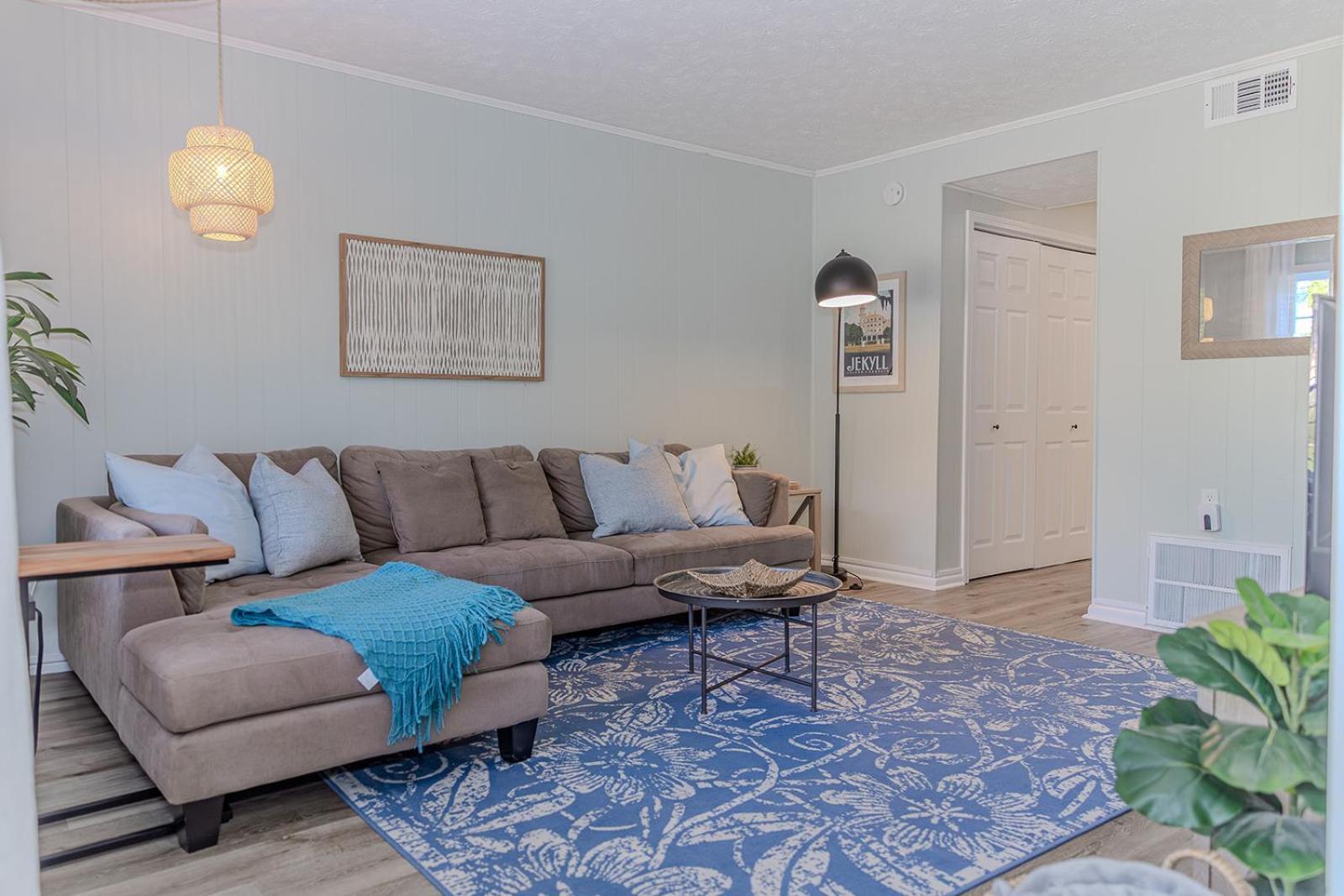 Coastal Cottage 1/2 Mile From Covington Square Bagian luar foto